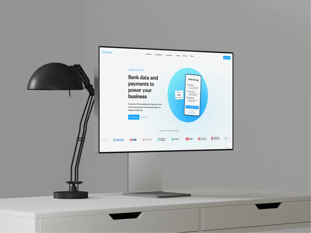 Nocoloco’s Finverse banking and payments website in its original desktop mockup